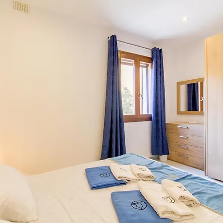 Gee9teen Gozitan Villa, Pool & Whirlpool- Happy Mgarr